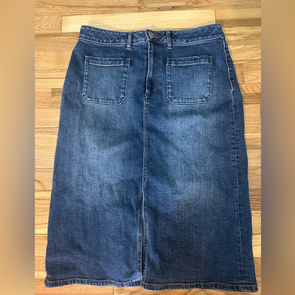 Loft denim skirt size 10
